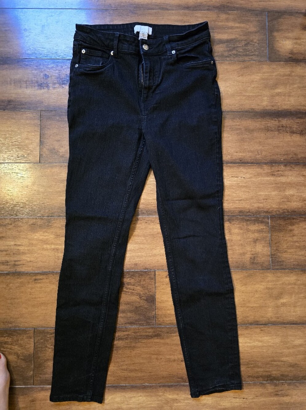 H&M Black Women's Skinny Jeans - Mid Rise Stretch